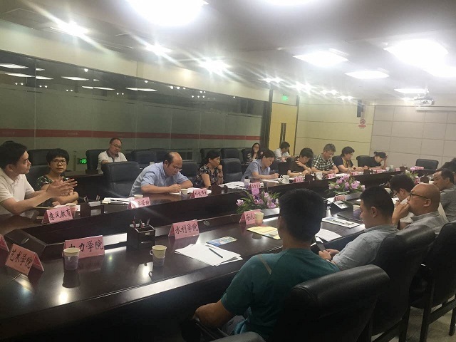 意風(fēng)教育應邀參加國(guó)家(jiā)南(nán)昌經濟技(jì)術(shù)開(kāi)發區(qū)校(xiào)企合作(zuò)座談會(huì)